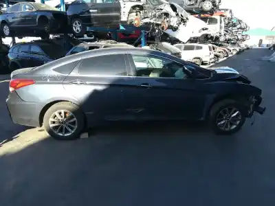 Veículo de Sucata HYUNDAI I40 Tecno Blue do ano 2017 alimentado D4FD