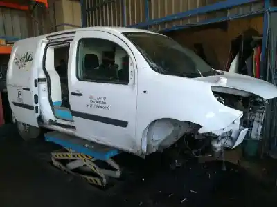 Veicolo di demolizione RENAULT KANGOO Furgón Professional dell'anno 2015 alimentato K9K608