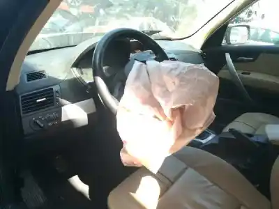 Veículo de Sucata bmw x3 (e83) 2.0d do ano 2007 alimentado n47d20a