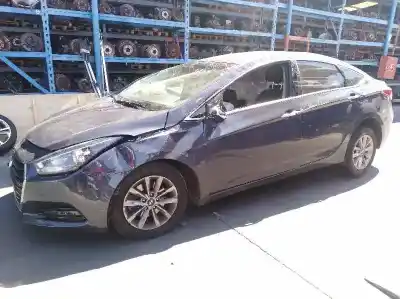 Veículo de Sucata hyundai i40 tecno blue do ano 2015 alimentado d4fd