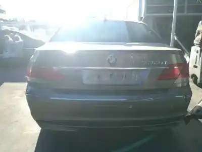 Veicolo di demolizione bmw serie 7 (e65/e66) 730d dell'anno 2007 alimentato m57306d3