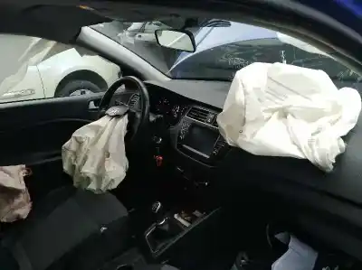 Veículo de Sucata hyundai i20 essence do ano 2018 alimentado 3lc