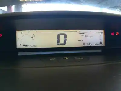 Veículo de Sucata citroen c4 berlina cool do ano 2009 alimentado 9hx