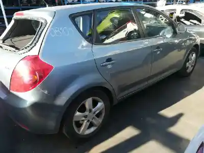 Scrapping Vehicle kia cee´d active of the year 2007 powered d4fb