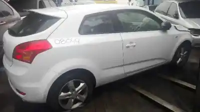 Veículo de Sucata kia pro_cee´d drive do ano 2012 alimentado g4fal