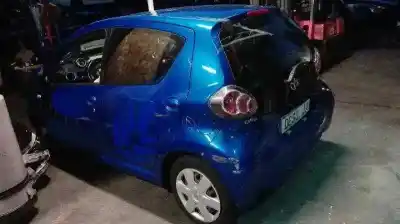 Veicolo di demolizione TOYOTA AYGO (KGB/WNB) Blue dell'anno 2010 alimentato 1KRFE