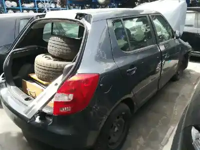 Verschrottungsfahrzeug skoda fabia (5j2 ) young des jahres 2012 angetrieben cgp