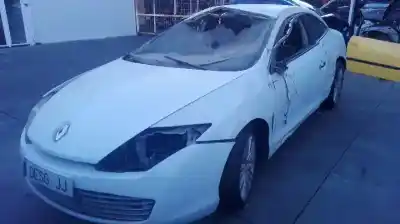 Veículo de Sucata renault laguna coupe base do ano 2010 alimentado m9r l8