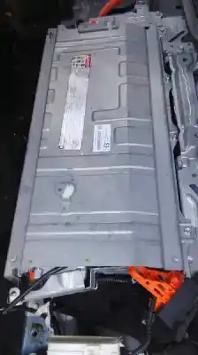 Veículo de Sucata toyota auris (_e18_) 1.8 hybrid (zwe186_) do ano 2015 alimentado 2zr