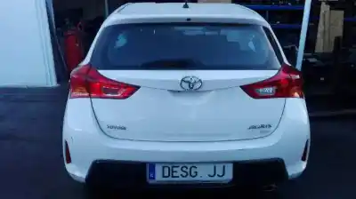 Veicolo di demolizione TOYOTA AURIS Active dell'anno 2014 alimentato 1ZR