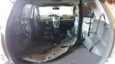 Sloopvoertuig toyota verso advance van het jaar 2009 aangedreven 2zr fae