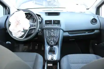 Veículo de Sucata opel meriva b excellence do ano 2013 alimentado a14net