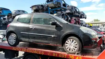 Veículo de Sucata renault clio iii 20 aniversario do ano 2010 alimentado k9k766