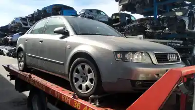 Veículo de Sucata audi a4 avant (8e) 1.8 t quattro do ano 2002 alimentado avj