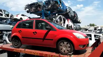 Veículo de Sucata ford fiesta (cbk) 1.4 16v cat do ano 2003 alimentado fxjb