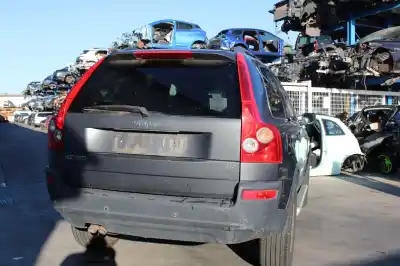 Veículo de Sucata volvo xc90 d5 executive (7 asientos) (136kw) do ano 2005 alimentado d5244t4