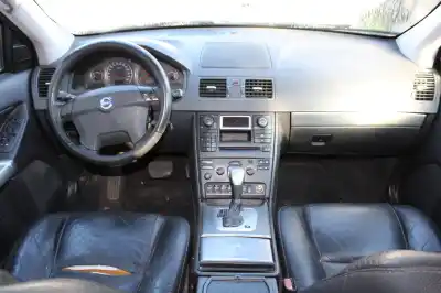 Veículo de Sucata volvo xc90 d5 executive (7 asientos) (136kw) do ano 2005 alimentado d5244t4