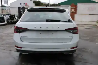 Здавання транспортного засобу skoda superb combi (3v5) sportline 4x4 року 2019 потужний dfh