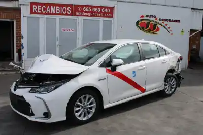 Vehicul casat TOYOTA COROLLA (E21)  al anului 2022 alimentat 2ZR