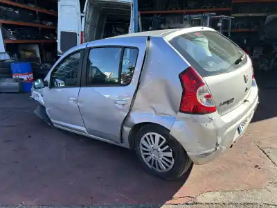 Veicolo di demolizione dacia sandero laureate dell'anno 2010 alimentato k9k796