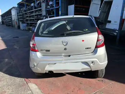 Veicolo di demolizione dacia sandero laureate dell'anno 2010 alimentato k9k796