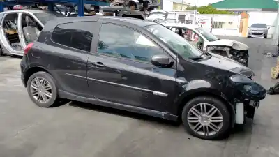 Veículo de Sucata RENAULT CLIO III Exception do ano 2010 alimentado K9K764