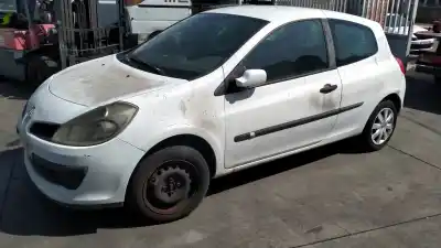 Vehicul casat renault clio iii confort dynamique al anului 2006 alimentat k9k768