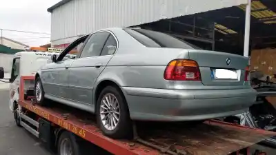 Veículo de Sucata bmw serie 5 berlina (e39) 3.0 530i do ano 2001 alimentado m54306s3