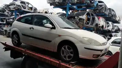 Vehículo de desguace FORD FOCUS BERLINA (CAK)  del año 2003 con motor FFDA