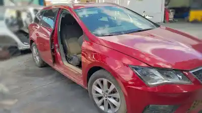 Veículo de Sucata SEAT LEON ST (5F8) X-Perience Titan Desert do ano 2018 alimentado DDY