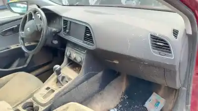 Veículo de Sucata seat leon st (5f8) x-perience titan desert do ano 2018 alimentado ddy