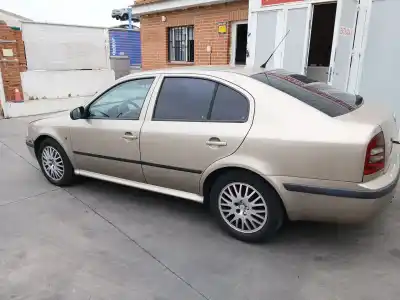 Sloopvoertuig SKODA OCTAVIA I (1U2)  van het jaar 2004 aangedreven ASZ