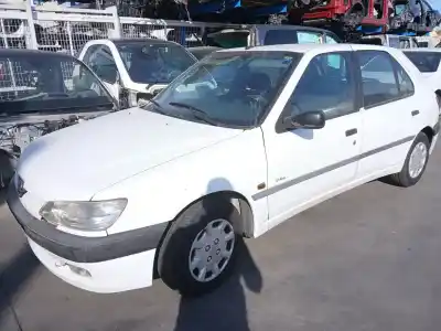 Veicolo di demolizione PEUGEOT 306 (7B, N3, N5)  dell'anno 1998 alimentato DJY (XUD9A)