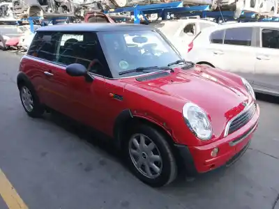 Veicolo di demolizione mini mini (r50, r53) cooper dell'anno 2003 alimentato w10 b16 a