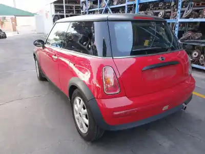 Veicolo di demolizione mini mini (r50, r53) cooper dell'anno 2003 alimentato w10 b16 a