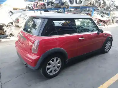 Veicolo di demolizione mini mini (r50, r53) cooper dell'anno 2003 alimentato w10 b16 a