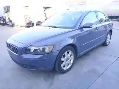 Scrapping Vehicle volvo s40 i (644) 2.0 of the year 2005 powered b 4204 s,b 4204 s2