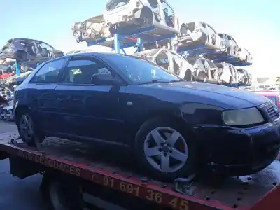 Veículo de Sucata AUDI A3 (8L1)  do ano 2002 alimentado ASZ