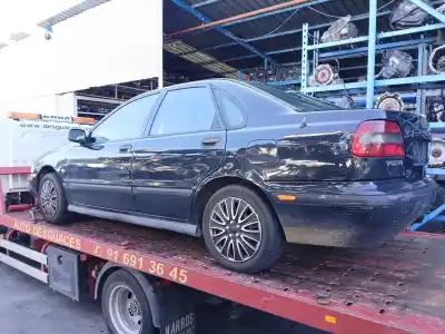Vehicul casat VOLVO S40 I (644) 1.9 TD al anului 1998 alimentat D 4192 T