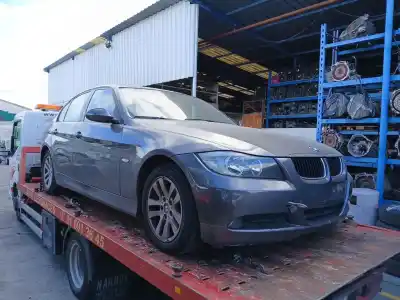 Veículo de Sucata BMW 3 (E90)  do ano 2008 alimentado N47 D20 A,N47 D20 C
