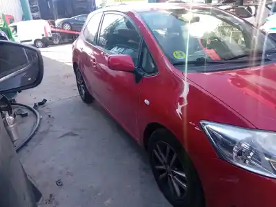 Verschrottungsfahrzeug toyota auris (_e15_) 1.4 d-4d (nde150_) des jahres 2009 angetrieben 1nd-tv