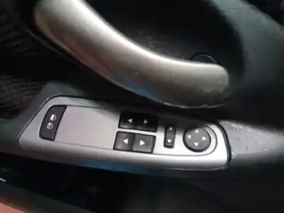 Veicolo di demolizione fiat stilo (192) 1.9 jtd cat dell'anno 2002 alimentato 192a1000