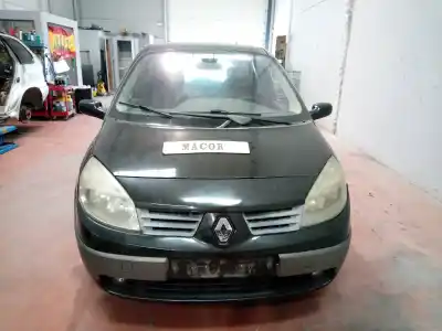 Scrapping Vehicle RENAULT SCENIC II Confort Dynamique of the year 2005 powered F9Q812