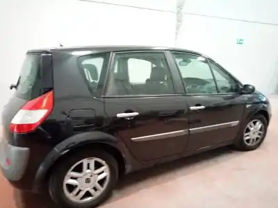 Veículo de Sucata renault scenic ii confort dynamique do ano 2005 alimentado f9q812
