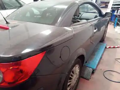 Verschrottungsfahrzeug renault megane ii coupe authentique 106 cv / 78 kw des jahres 2006 angetrieben k9kp7