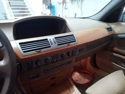 Veículo de Sucata bmw serie 7 (e65/e66) 745i do ano 2002 alimentado n62b44a