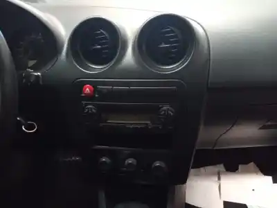 Hurda Aracı seat ibiza (6l1) reference yılın 2004 güçlü bky