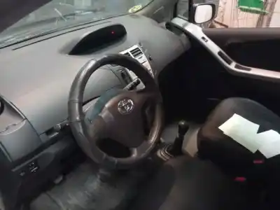 Здавання транспортного засобу toyota yaris (ksp9/scp9/nlp9) básico року 2007 потужний 1ndtv