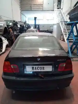 Veicolo di demolizione bmw serie 3 berlina (e46) 320d dell'anno 2001 alimentato m47204d1