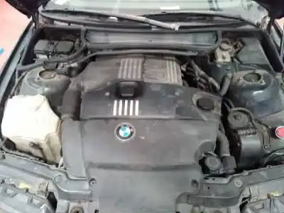 Veicolo di demolizione bmw serie 3 berlina (e46) 320d dell'anno 2001 alimentato m47204d1